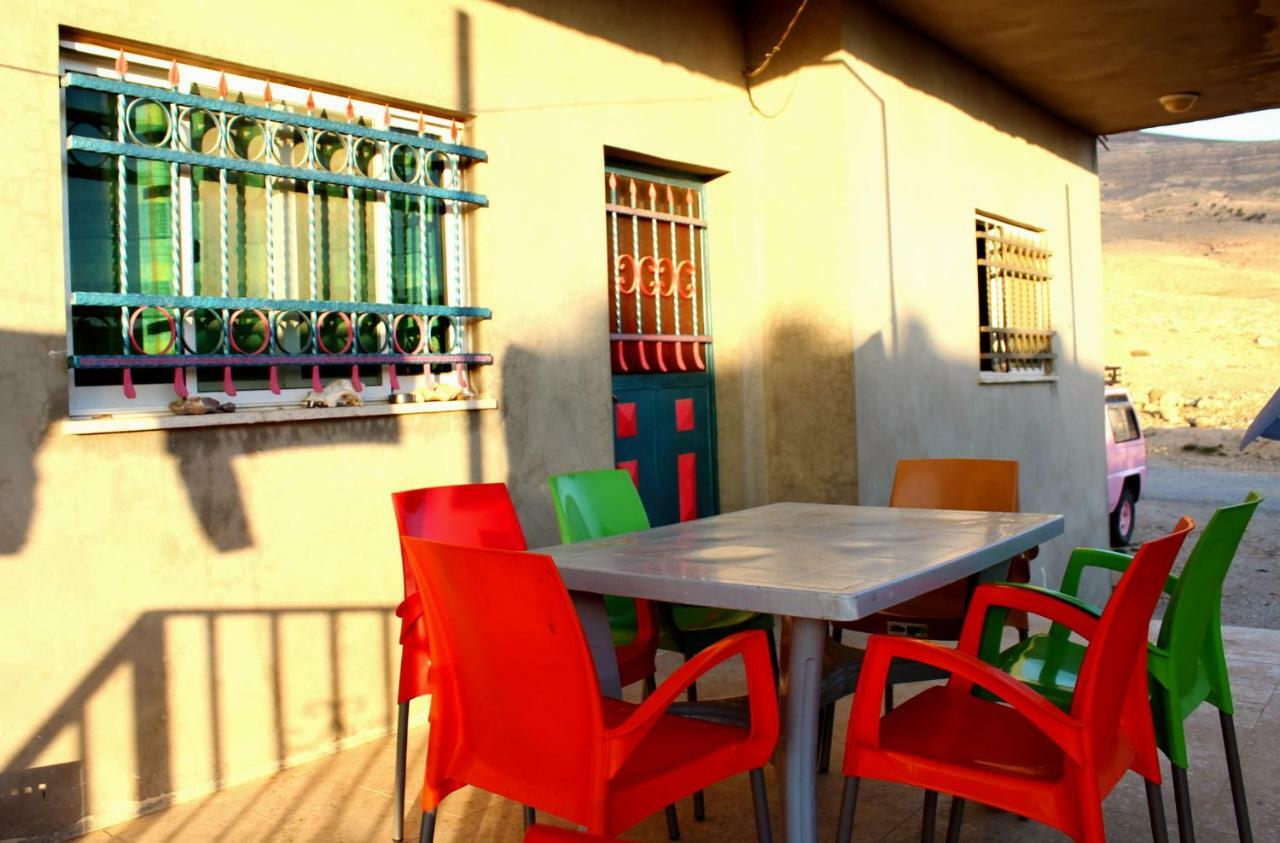 مبيت وإفطار وادي موسى Bedouin Pink Ecohouse المظهر الخارجي الصورة