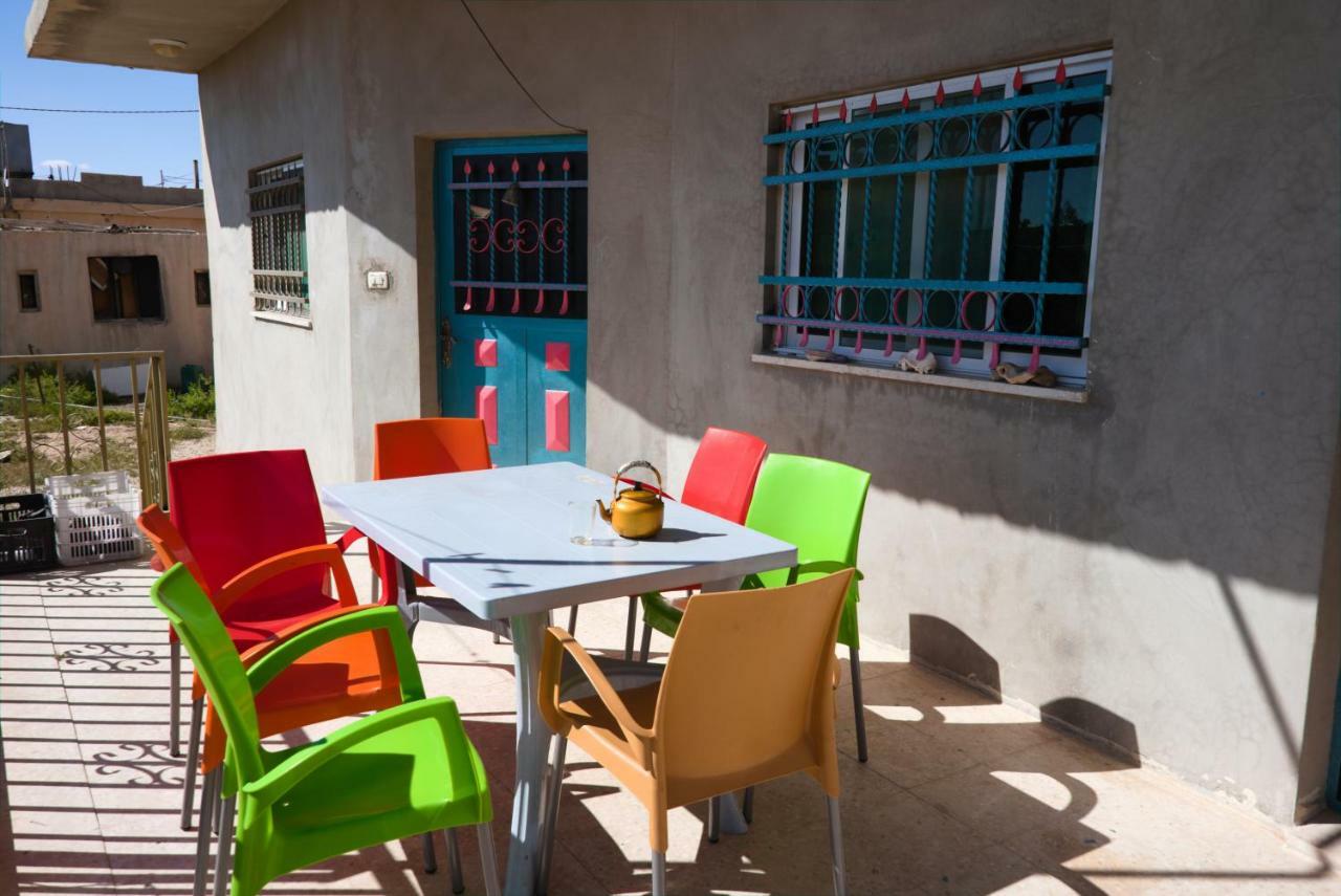 مبيت وإفطار وادي موسى Bedouin Pink Ecohouse المظهر الخارجي الصورة