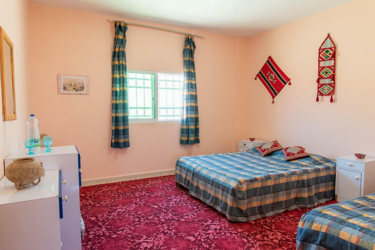 مبيت وإفطار وادي موسى Bedouin Pink Ecohouse المظهر الخارجي الصورة