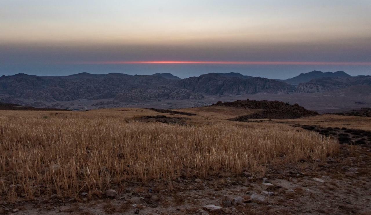 مبيت وإفطار وادي موسى Bedouin Pink Ecohouse المظهر الخارجي الصورة